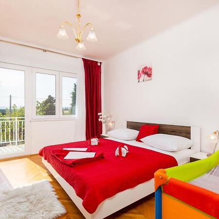 Apartment Adriahouse Пунат Екстер'єр фото
