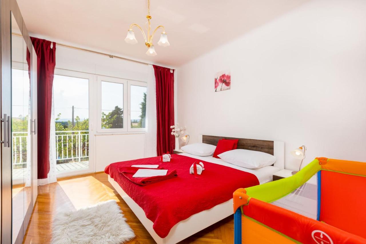 Apartment Adriahouse Пунат Екстер'єр фото